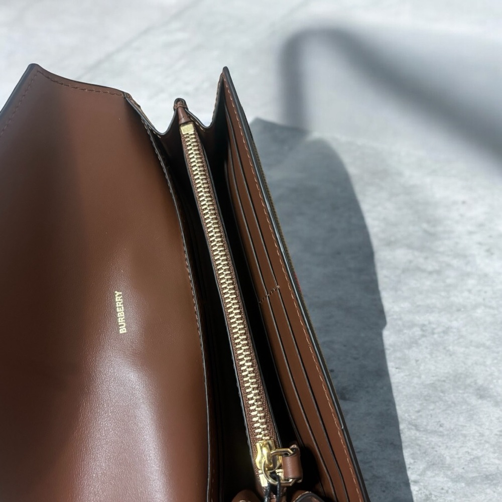 Burberry Halton Vintage Check Wallet - Picture 8 of 10